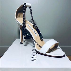 Manolo Blahnik Chaos Chain Sandals White Sz 7 (37)